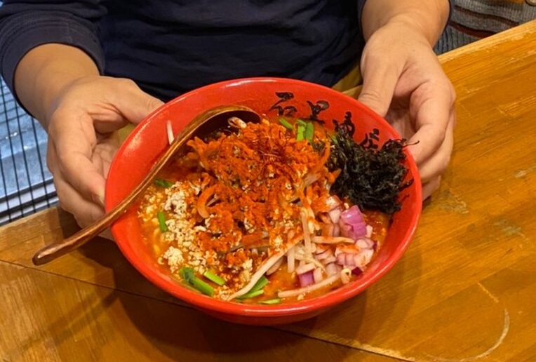 石黒商店の激辛蟹味噌ラーメン鬼神